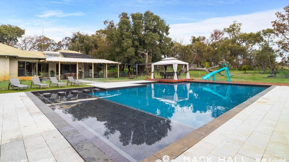 70 Carmignani Road Gnangara WA 6077