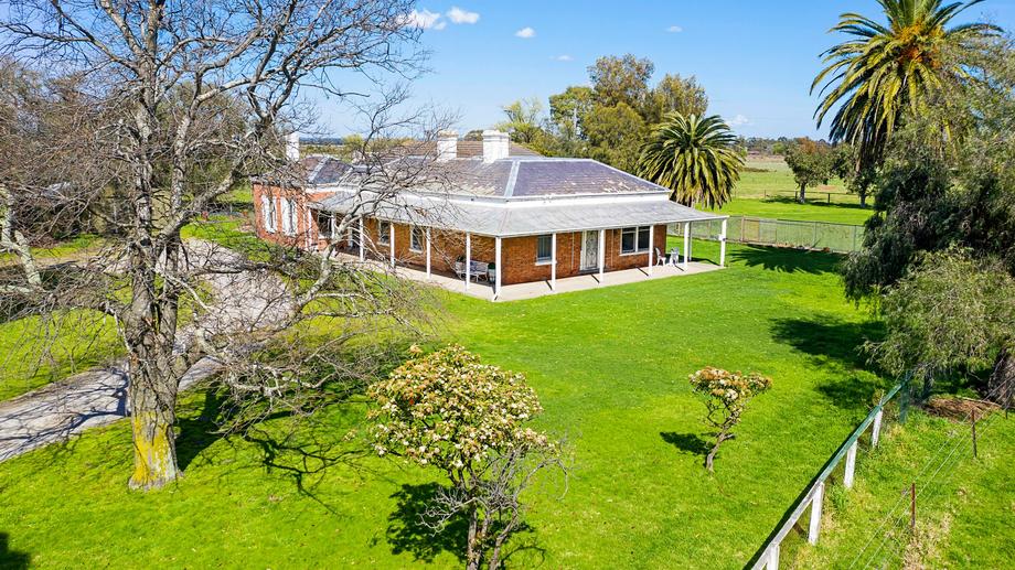 66 Hutton Road Keysborough VIC 3173