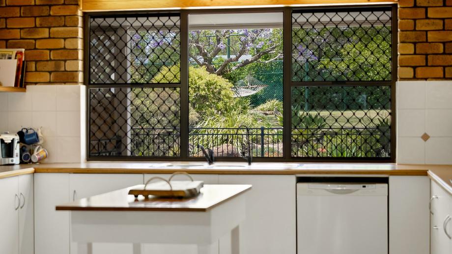 21 Dhal Street Cotswold Hills QLD 4350