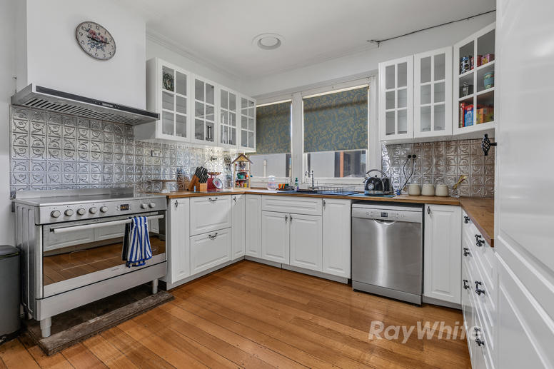 65 Christie Road Fairy Dell VIC 3561