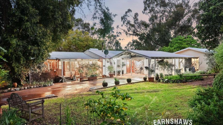 805 Alexandra Road Hovea WA 6071