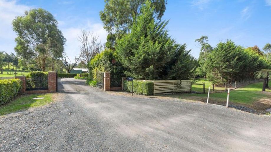 18 McDonald Road Labertouche VIC 3816