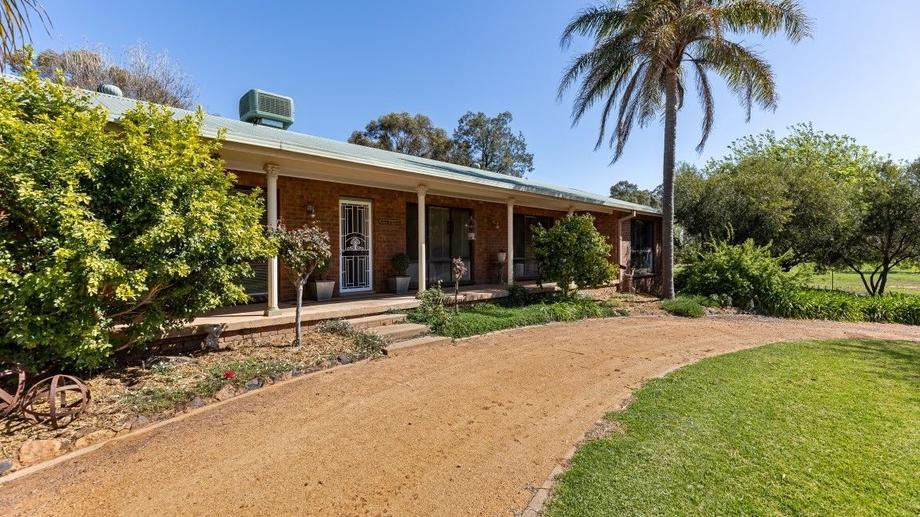 9028 Newell Highway Mirrool NSW 2665