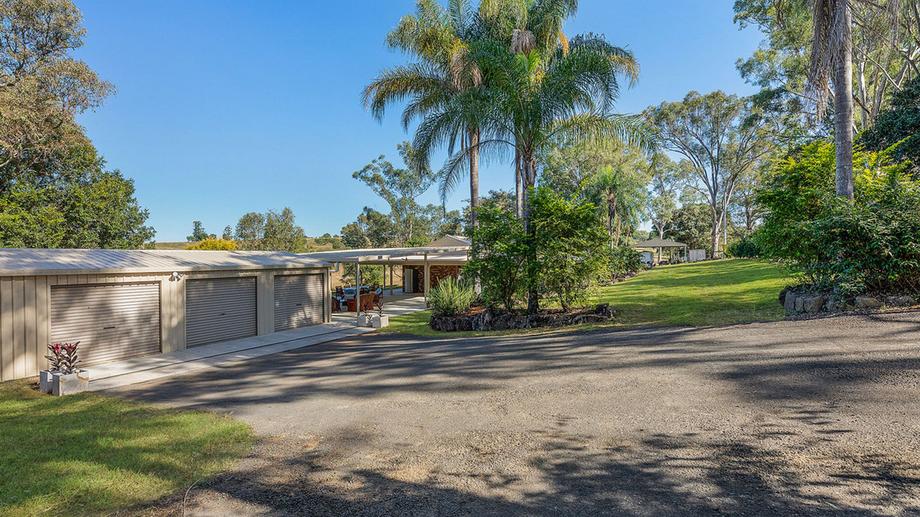85 Adams Road Glamorgan Vale QLD 4306