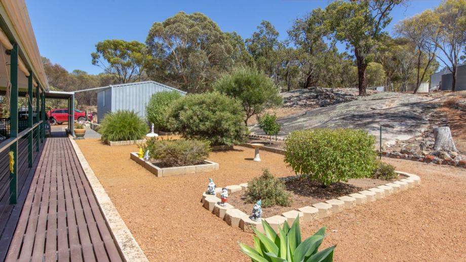 269 Railway Road Clackline WA 6564