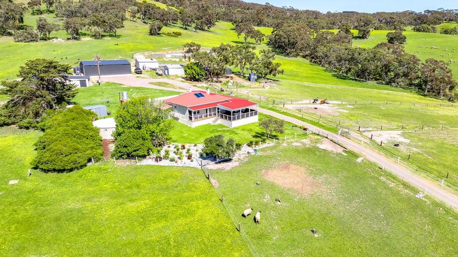 694 Hay Flat Road Hay Flat SA 5204