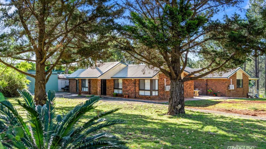 20 Goulds Road Cabarlah QLD 4352