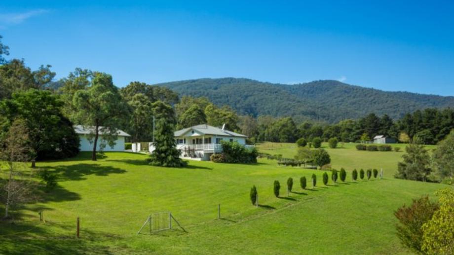 300 Glen Oaks Rd Brogo NSW 