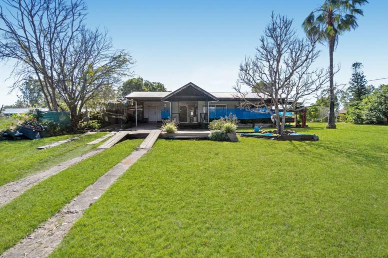 130 - 132 Riverside Avenue Barellan Point QLD 4306