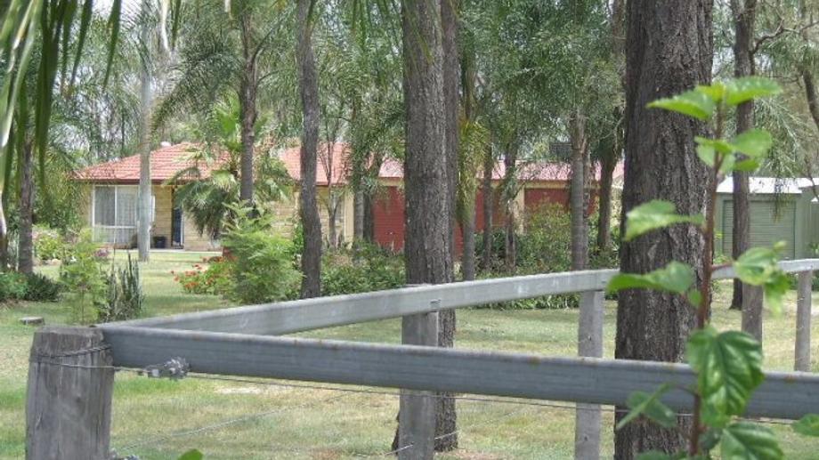 897 Clarendon Road Clarendon QLD 