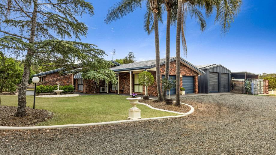 13 Hendy Street Cranley QLD 4350