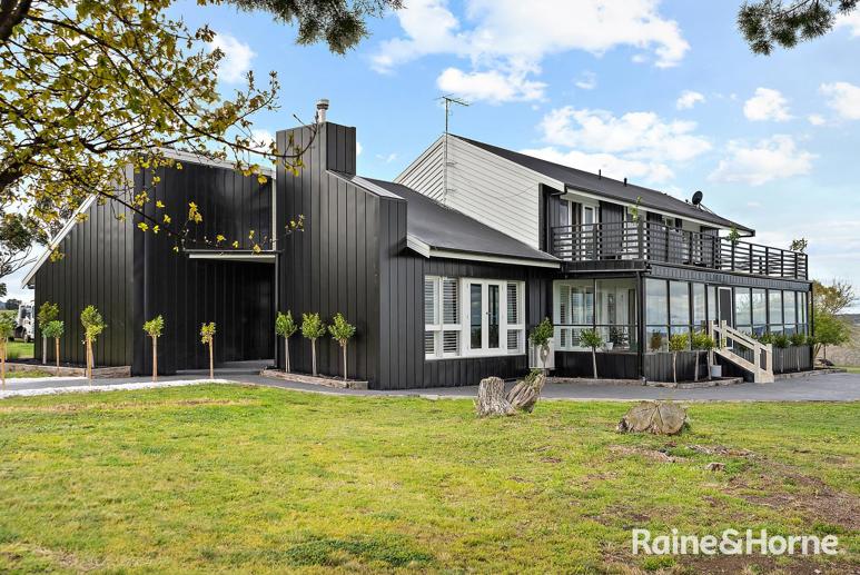 1703 Gisborne Road Coimadai VIC 3340