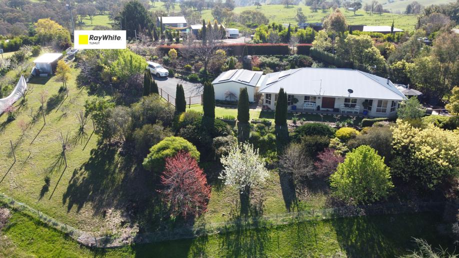 54 Cloverdale Road Tumut NSW 2720
