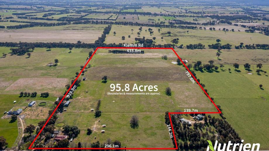 397 Lyons Road Tarrawingee VIC 3678