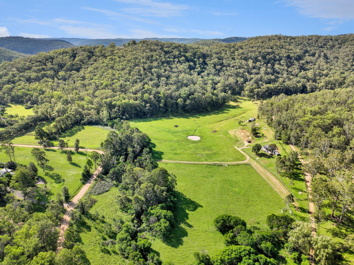 61 Narone Creek Rd Wollombi NSW 2325