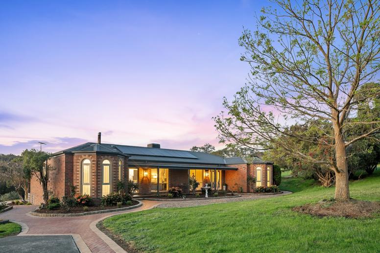 211 Belgrave-Hallam Road Belgrave South VIC 3160