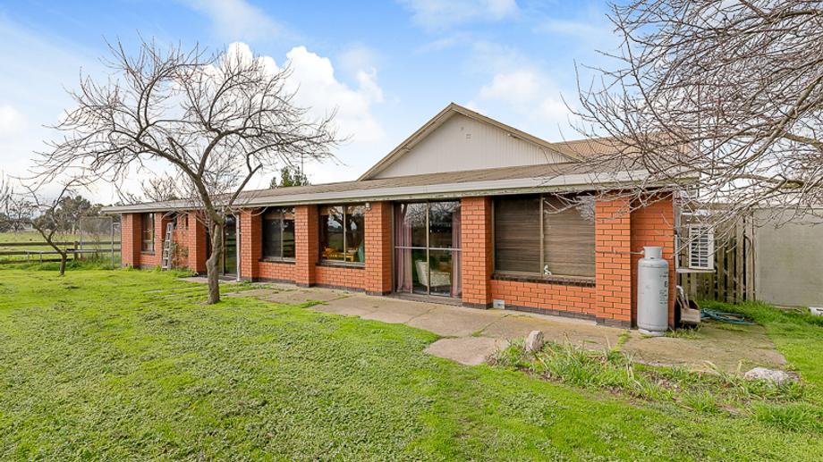 240 Eleven Mile Road Tynong VIC 