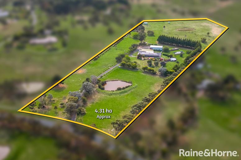 58 Lock Road Gisborne South VIC 3437