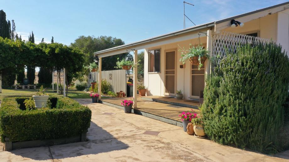 78 Tower Road Donald VIC 3480