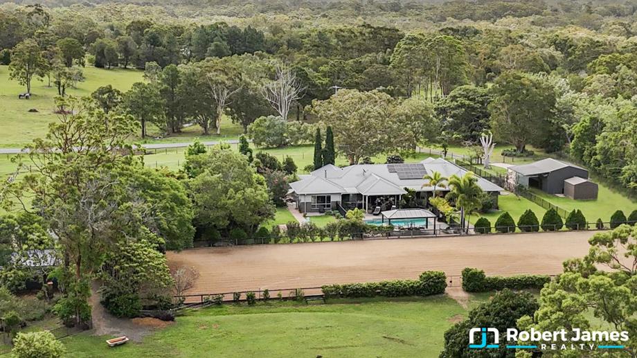 4A Jirrima Crescent Cooroibah QLD 4565