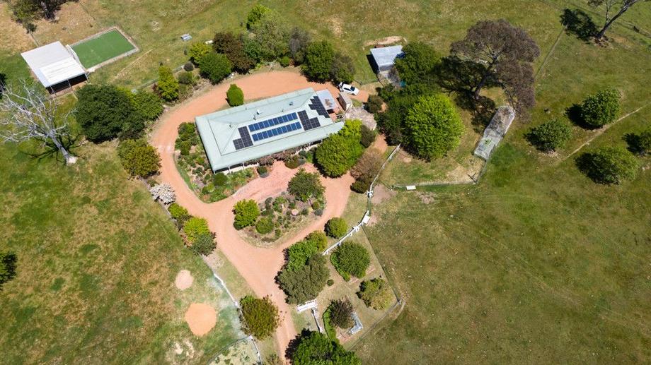 363 Rolfe Road Wallaroo NSW 2618