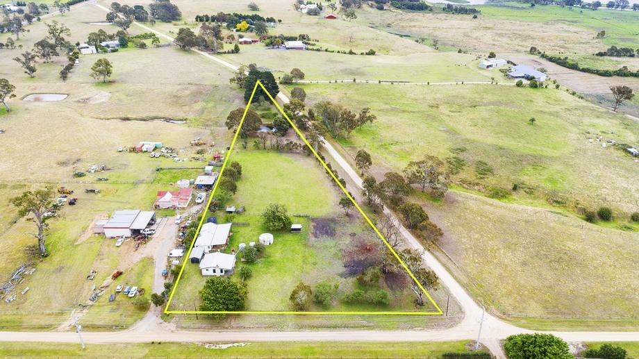 31 Punt Lane Longford VIC 3851