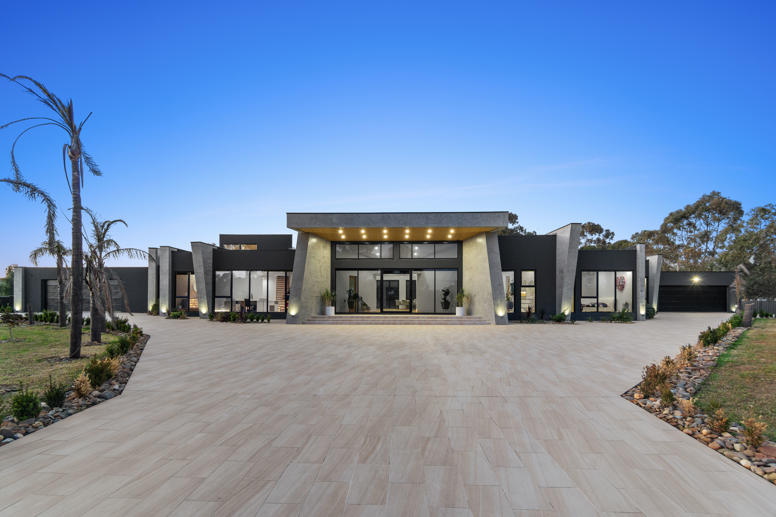 1190 Somerton Road Oaklands Junction VIC 3063
