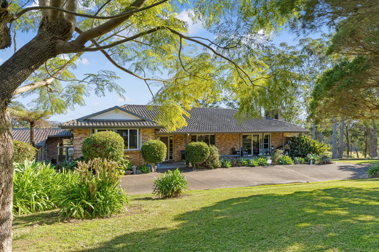 43 The Heights Narrawallee NSW 2539