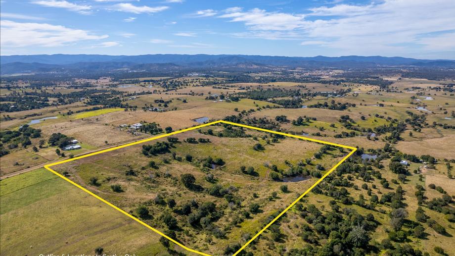 201 Hecks Road Glamorgan Vale QLD 4306