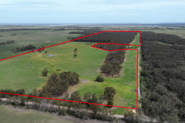78 Rennards Lane Woodside VIC 3874
