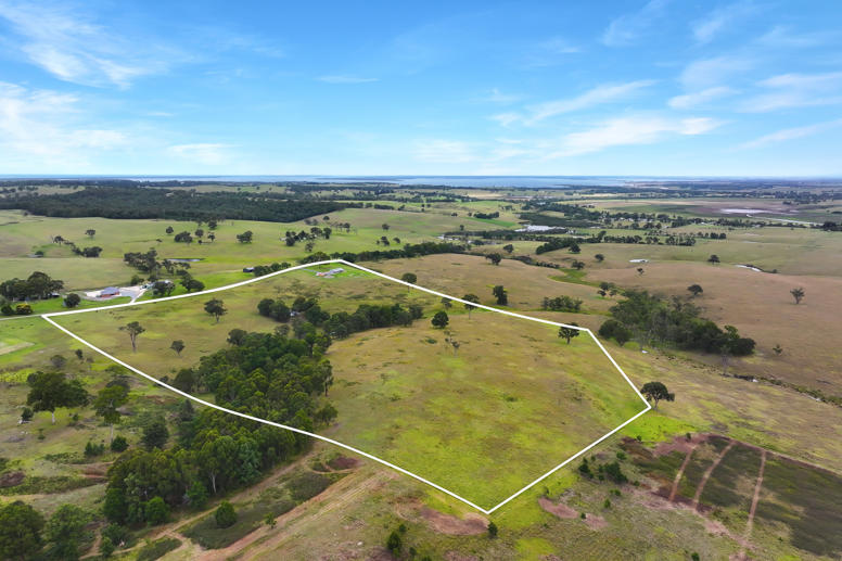 290 Cornwalls Road Swan Reach VIC 3903