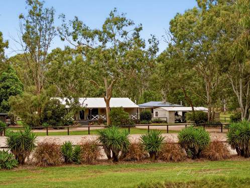  86 Bellay Road Beachmere QLD 4510