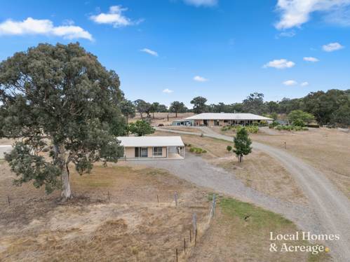362 Walls Junction Road Bowning NSW 2582