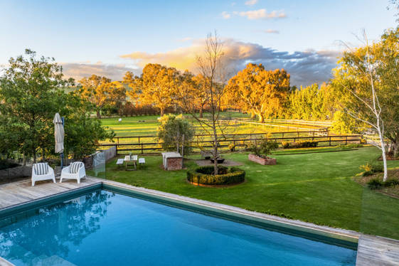25 Paxtons Lane Mansfield VIC 3722