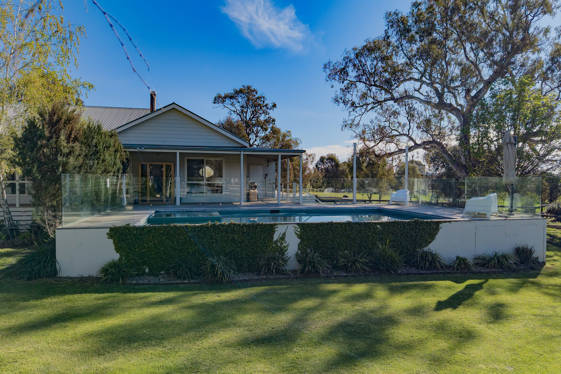 25 Paxtons Lane Mansfield VIC 3722