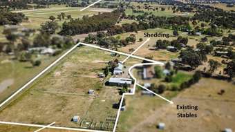 Horse Property for Sale - 126 Racecourse Road Benalla VIC 