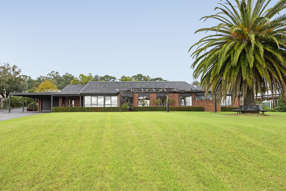 82 Major Crescent Lysterfield VIC 3156