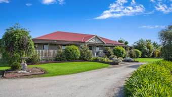 Horse Property for Sale - 75 Boundary Drain Road Koo Wee Rup VIC 3981