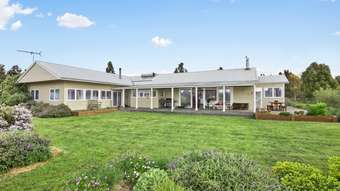 Horse Property for Sale - 50 Flaxbournes Road Paraparap VIC 