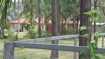 Horse Property for Sale - 897 Clarendon Road Clarendon QLD 