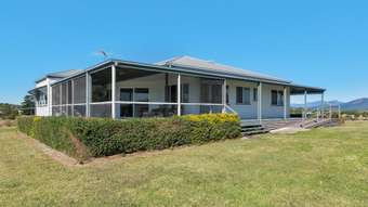 Horse Property for Sale - 20 Charles Street Kalbar QLD 