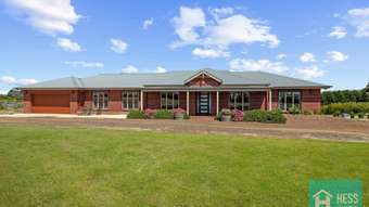 Horse Property for Sale - 13 Highfield Way Kilmore VIC 3764