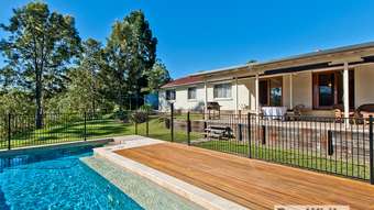 Horse Property for Sale - 17 Lawson Road Draper QLD 