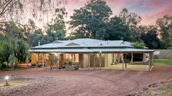 Horse Property for Sale - 690 Sunset Way Stoneville WA 6081