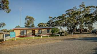 Horse Property for Sale - 1 West Park Road Bute SA 
